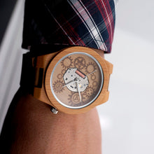 Charger l'image dans la galerie, Montre en bois Time is up