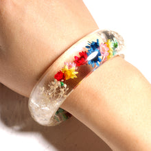 Charger l'image dans la galerie, Bracelet en résine MAGNIFIK fait mains pour femmes - PLUSKUNDETAIL