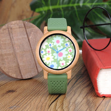 Charger l'image dans la galerie, Montre florale en bois