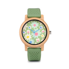 Charger l'image dans la galerie, Montre florale en bois