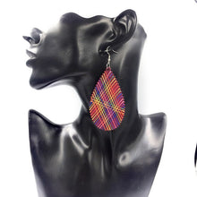 Charger l'image dans la galerie, Boucle d'oreilles GOUTTE D'EAU